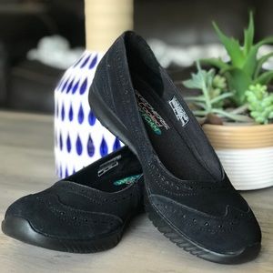 Sketchers Air Cooled Memory Foam Shoes